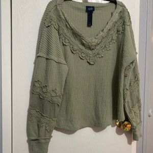 Daytrip Women's Small Sweater in Olive Green Lace Detail Warm
